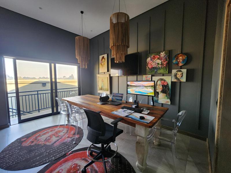 5 Bedroom Property for Sale in Heron Banks Golf Estate Free State